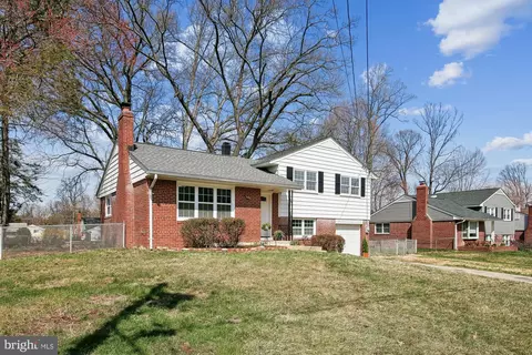 Exterior - 7318 Chatham St, Springfield, VA 22151 photo 2 of 9