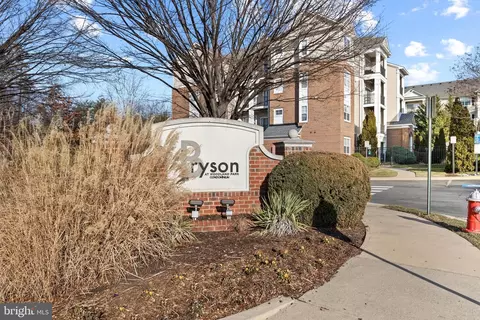 12917 Centre Park Cir #315, Herndon, VA 20171