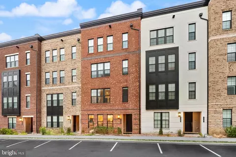 7461 Backett Wood Ter #1213, Mclean, VA 22102