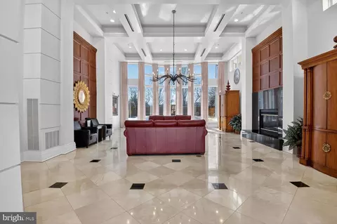 9480 Virginia Center Blvd #314, Vienna, VA 22181
