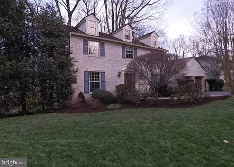 718 Ridge Dr, Mclean, VA 22101