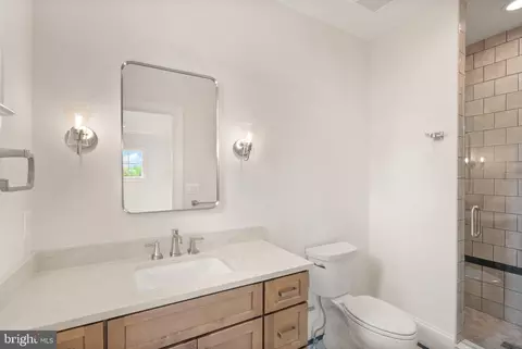 Bath - 5850 Upton St, Mclean, VA 22101 photo 8 of 9
