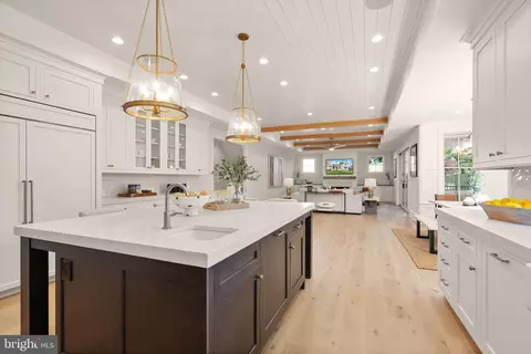 Kitchen - 5850 Upton St, Mclean, VA 22101 photo 7 of 7