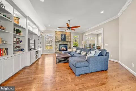 Living - 6190 Adeline Ct, Mclean, VA 22101 photo 2 of 3