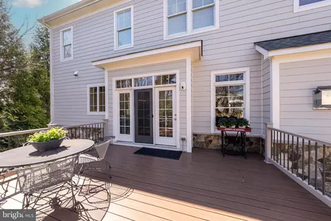Exterior - 6190 Adeline Ct, Mclean, VA 22101 photo 3 of 8