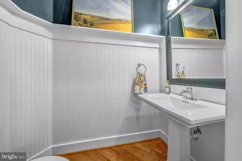 Bath - 6190 Adeline Ct, Mclean, VA 22101 photo 1 of 7
