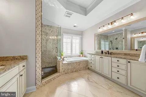 Bath - 6190 Adeline Ct, Mclean, VA 22101 photo 2 of 7