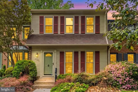 11720 Putting Green Ct, Reston, VA 20191