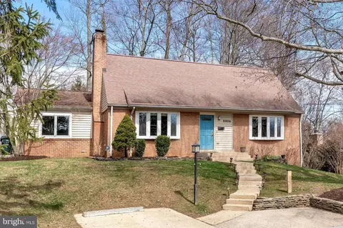 8806 Cromwell Dr, Springfield, VA 22151