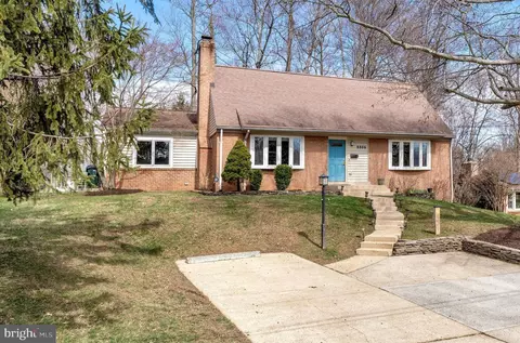 8806 Cromwell Dr, Springfield, VA 22151