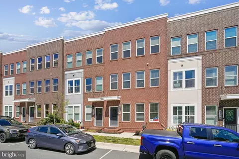 8358 Sallyport St, Lorton, VA 22079