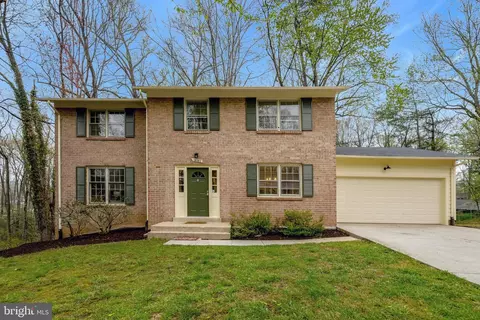10303 Nantucket Ct, Fairfax, VA 22032