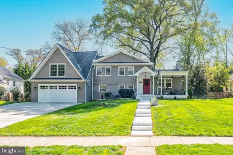 8603 Cyrus Pl, Alexandria, VA 22308