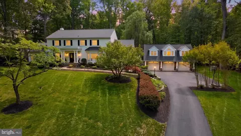 11205 Sorrel Ridge Ln, Oakton, VA 22124