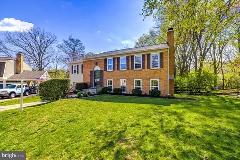 7305 Langsford Ct, Springfield, VA 22153