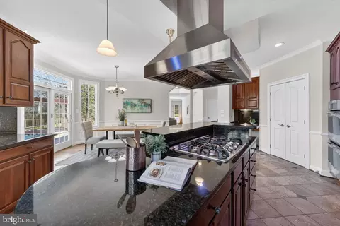 Kitchen - 9012 A Old Dominion Dr, Mclean, VA 22102 photo 3 of 4