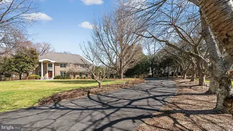 Other - 9012 A Old Dominion Dr, Mclean, VA 22102 photo 2 of 25