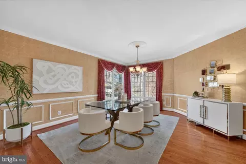 Dining - 9012 A Old Dominion Dr, Mclean, VA 22102 photo 1 of 4