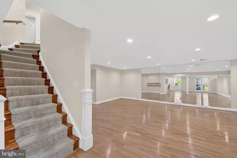 Other - 9012 A Old Dominion Dr, Mclean, VA 22102 photo 17 of 25