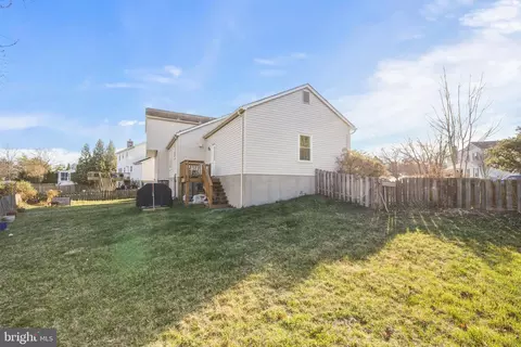 4357 Cub Run Rd, Chantilly, VA 20151 photo 30