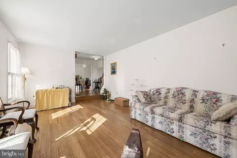 4357 Cub Run Rd, Chantilly, VA 20151 photo 7