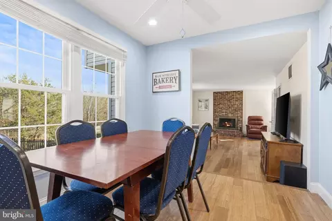 4357 Cub Run Rd, Chantilly, VA 20151 photo 10