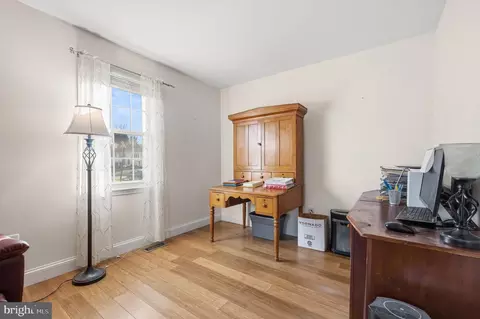 4357 Cub Run Rd, Chantilly, VA 20151 photo 14
