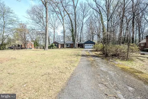 4731 Spruce Ave, Fairfax, VA 22030