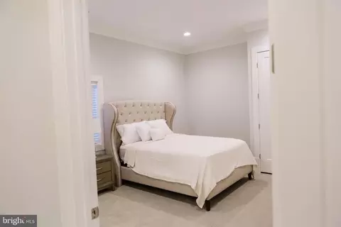 Bedroom - 1101 Clover Dr, Mclean, VA 22101 photo 6 of 6