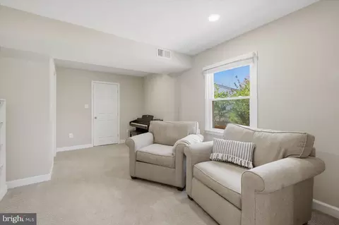 Other - 7300 Reservation Dr, Springfield, VA 22153 photo 7 of 17