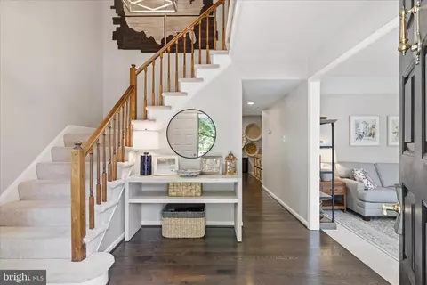 Entry Way - 5208 Ruffner Woods Ct, Burke, VA 22015 photo 1 of 5