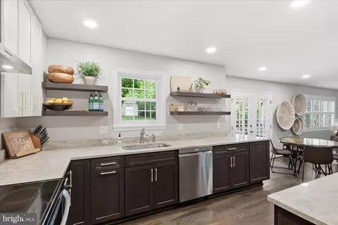 Kitchen - 5208 Ruffner Woods Ct, Burke, VA 22015 photo 1 of 4