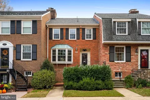 1603 Belle Haven Rd, Alexandria, VA 22307