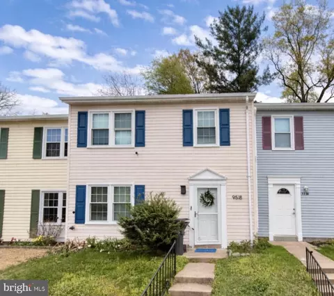 9518 Mooregate Ct, Lorton, VA 22079