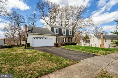 3352 Broken Knife Ct, Annandale, VA 22003