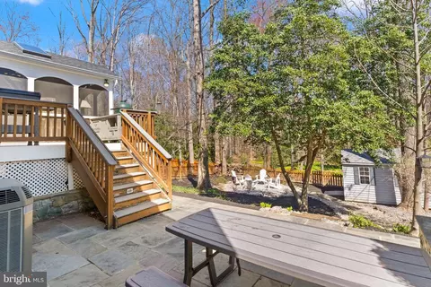 Exterior - 8282 Morning Dew Ct, Springfield, VA 22153 photo 14 of 22
