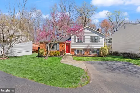 Exterior - 8282 Morning Dew Ct, Springfield, VA 22153 photo 5 of 22