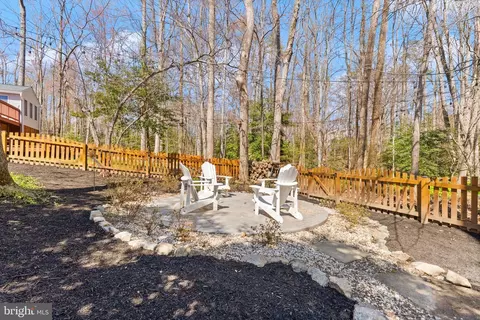Exterior - 8282 Morning Dew Ct, Springfield, VA 22153 photo 18 of 22