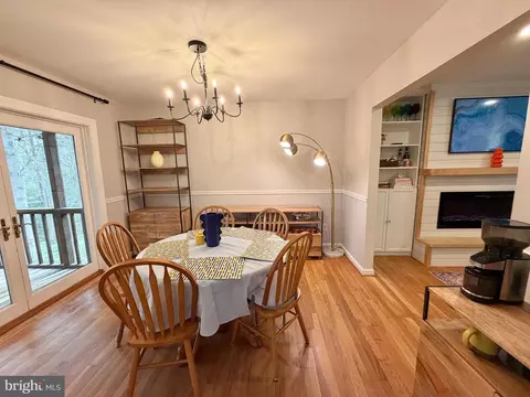 Dining - 8467 Thames St, Springfield, VA 22151 photo 2 of 2