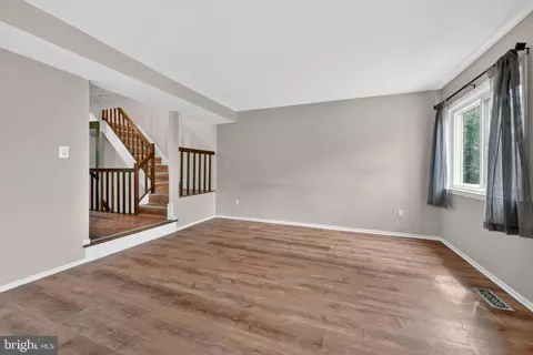 8570 Gwynedd Way, Springfield, VA 22153 photo 9