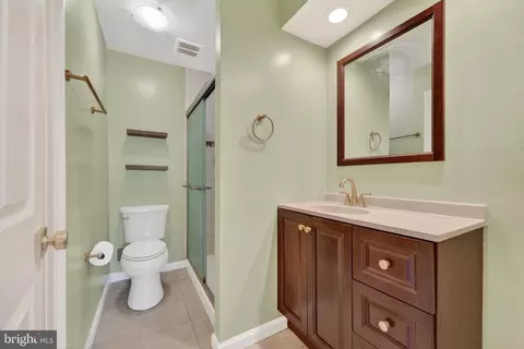 8570 Gwynedd Way, Springfield, VA 22153 photo 17