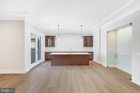 Living - 7007 Hector Rd, Mclean, VA 22101 photo 9 of 12