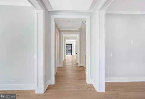 Entry Way - 7007 Hector Rd, Mclean, VA 22101 photo 2 of 11