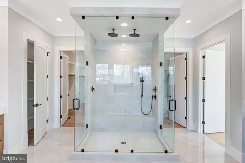 Entry Way - 7007 Hector Rd, Mclean, VA 22101 photo 5 of 11