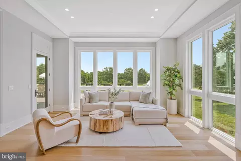 Living - 7007 Hector Rd, Mclean, VA 22101 photo 2 of 12