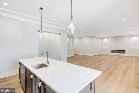 Living - 7007 Hector Rd, Mclean, VA 22101 photo 10 of 12