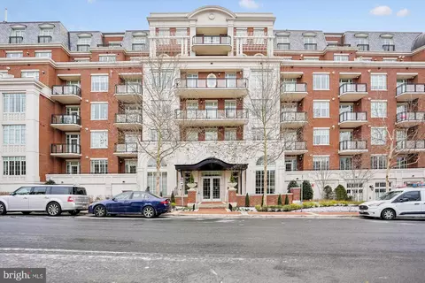 6900 Fleetwood Rd #600, Mclean, VA 22101