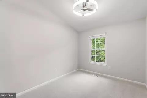 7808 Solomon Seal Dr, Springfield, VA 22152 photo 24