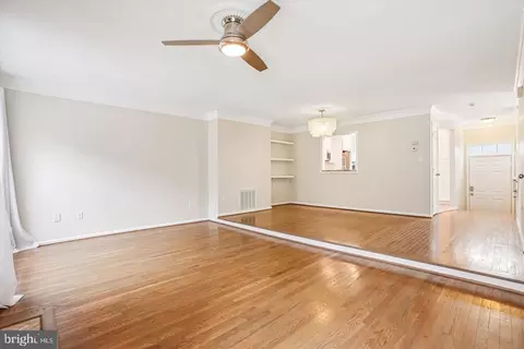 Living - 7728 Hickory Glen Way, Springfield, VA 22153 photo 2 of 6