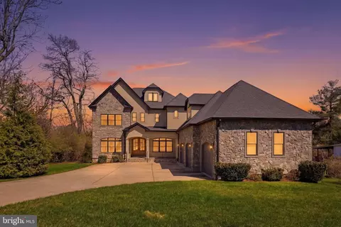 2525 Flint Hill Rd, Vienna, VA 22181